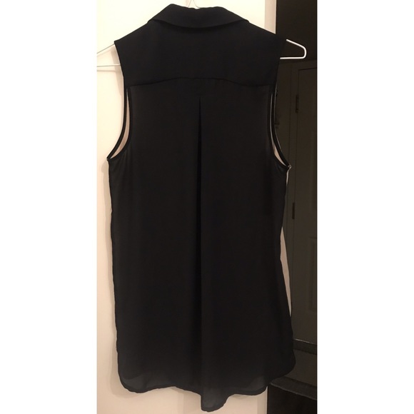 H&M Divided- Beige and Black Sleeveless Blouse - Picture 2 of 4